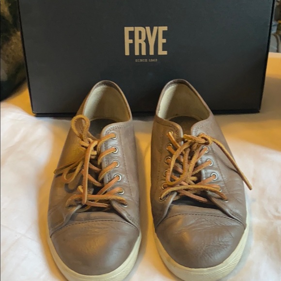 Frye Shoes - Grey Frye Mindy Low shoes. Size 8.5.